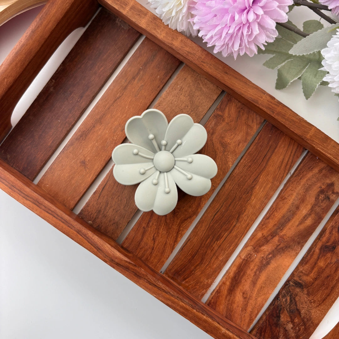 Dual Colour Daisy Flower Hair Claw – Medium