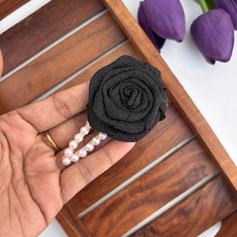 Cute Rose Pearl Alligator Clip