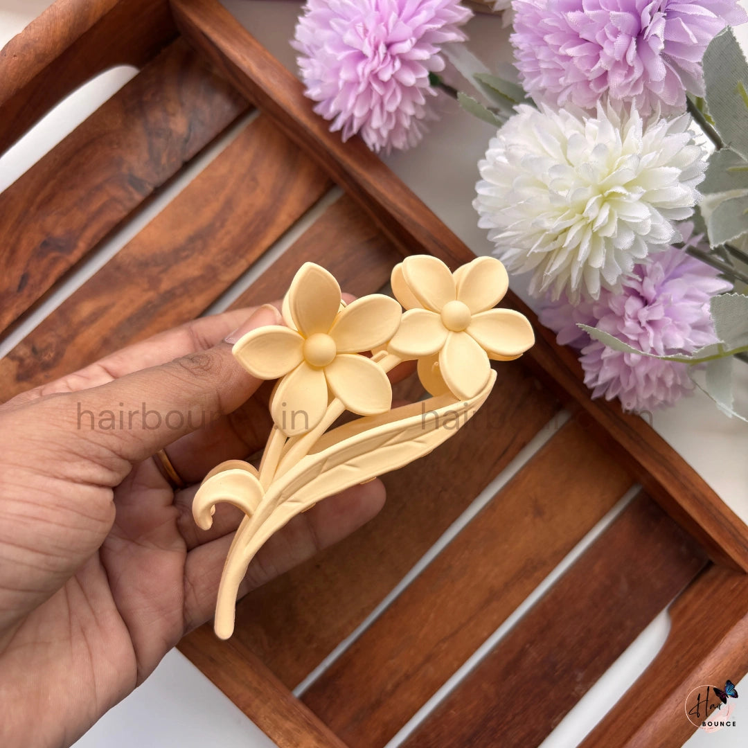 Matte Twin Blossom Vine Hair Claw – Large