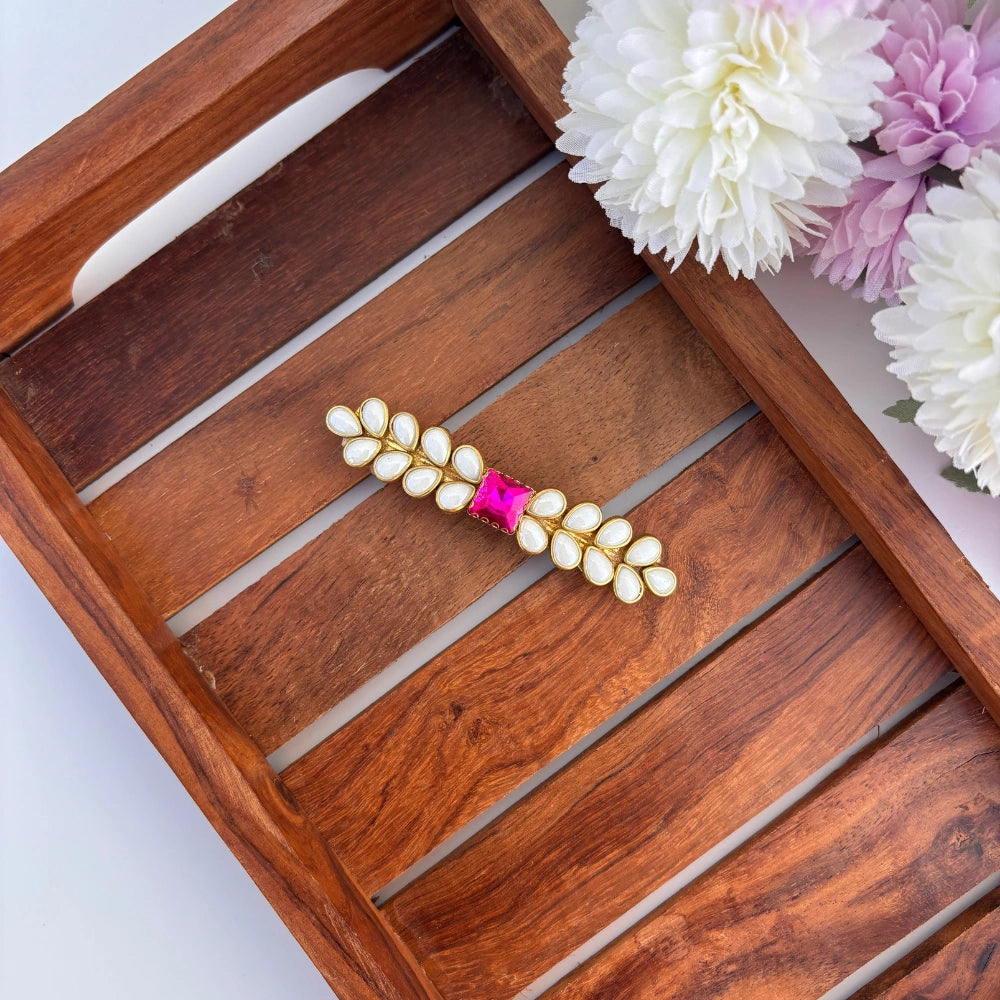 Fuchsia Leaf Center Clip