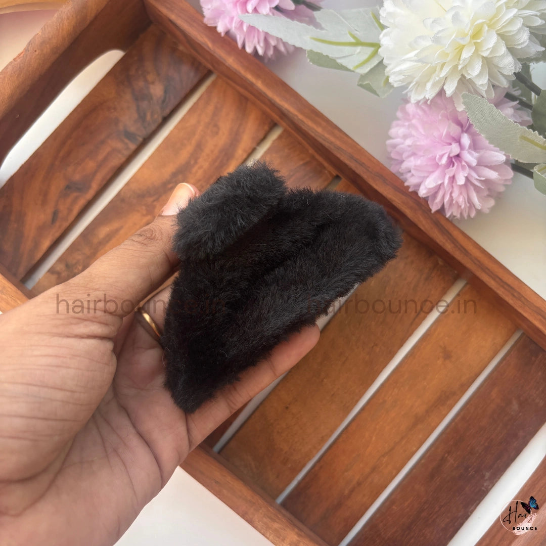 Cloud Puff Fur Hair Claw – Large