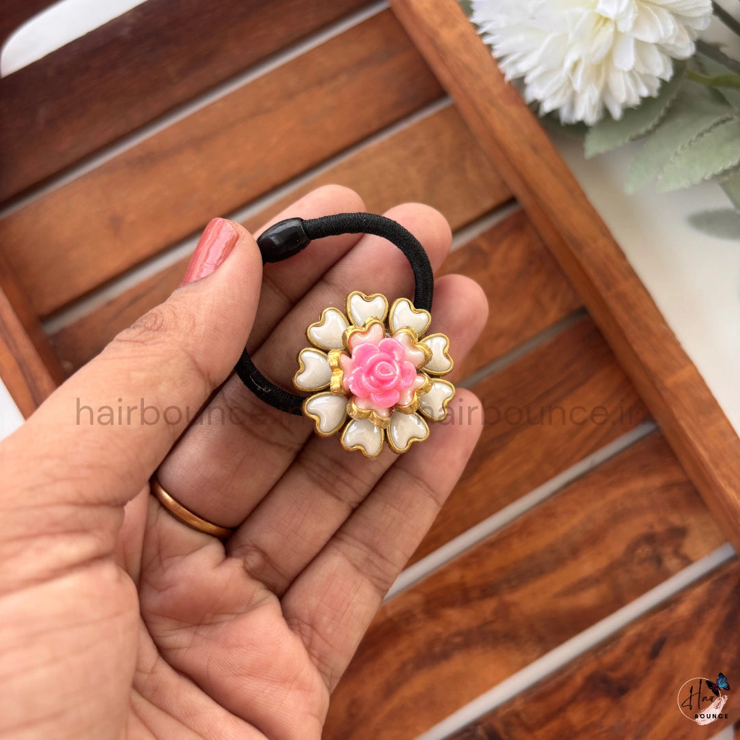 Blush Pearl Bloom Hair Tie – Pink Rose
