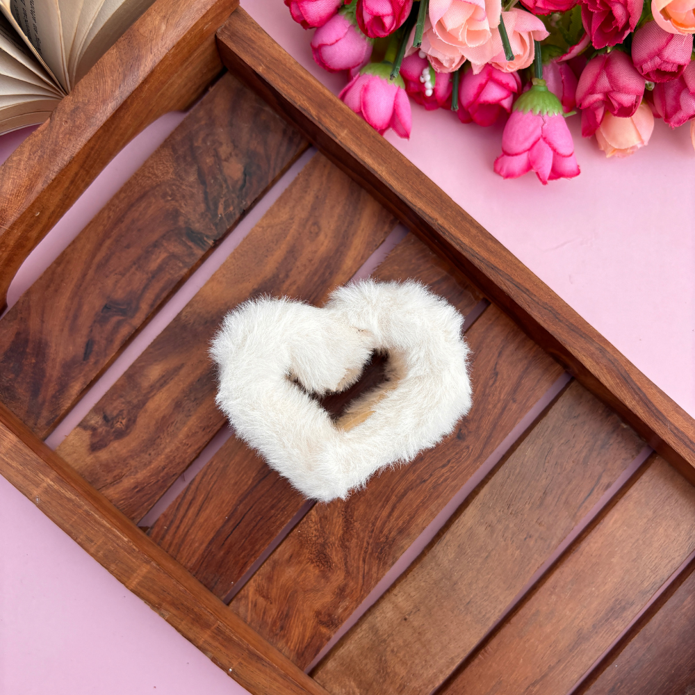 Heart Fur Hair Claw - Medium