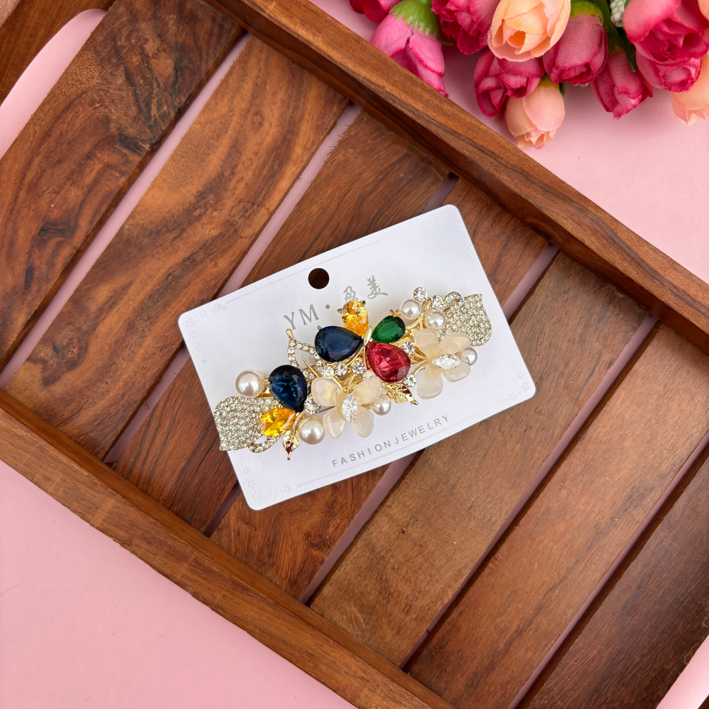 Cute Butterfly Center Clip