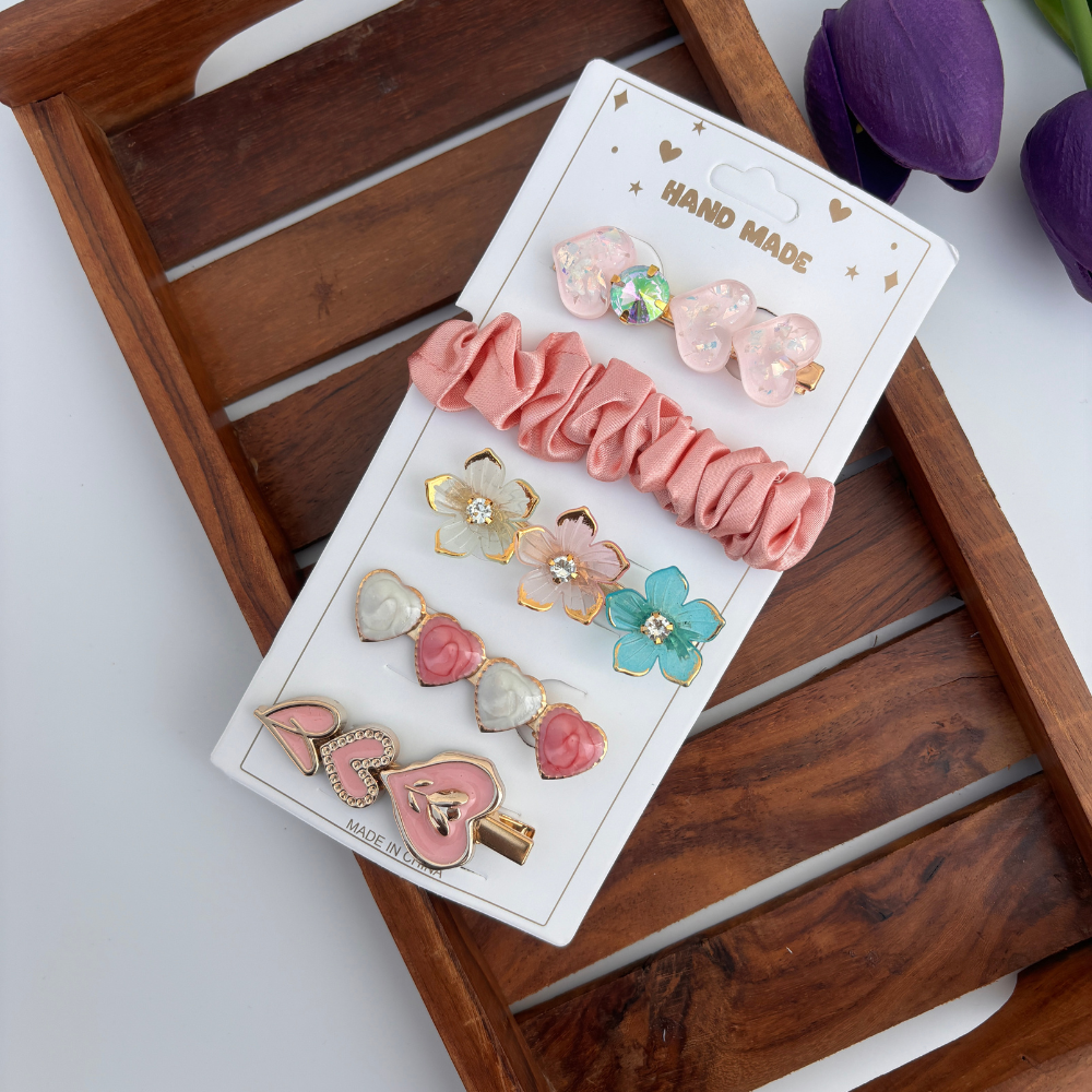 Blush Bloom Hair Set – 1 Scrunchie & 4 Clips
