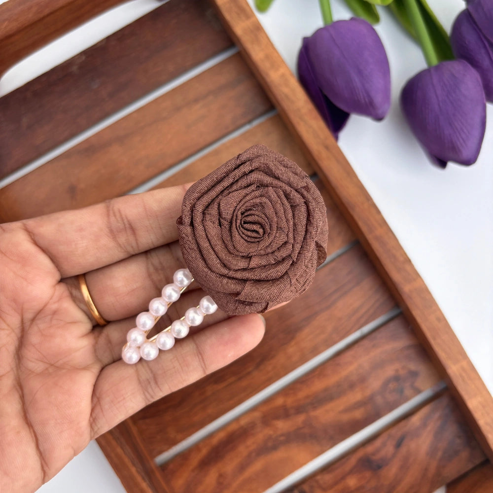 Cute Rose Pearl Alligator Clip