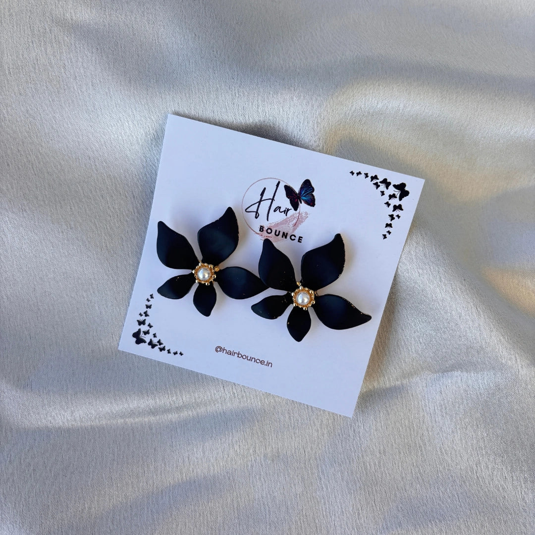 Classic Floral Pearl Earrings