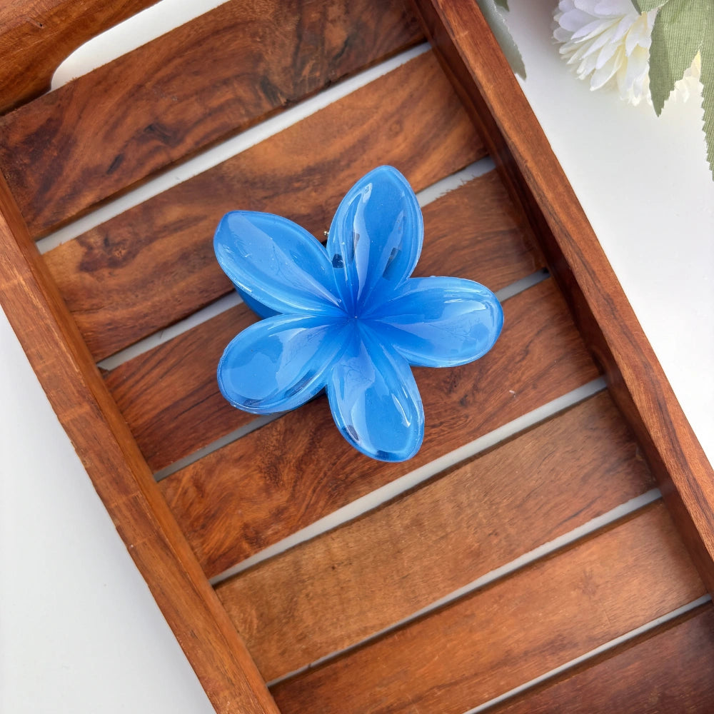 Glossy Plumeria Hair Claw - Large