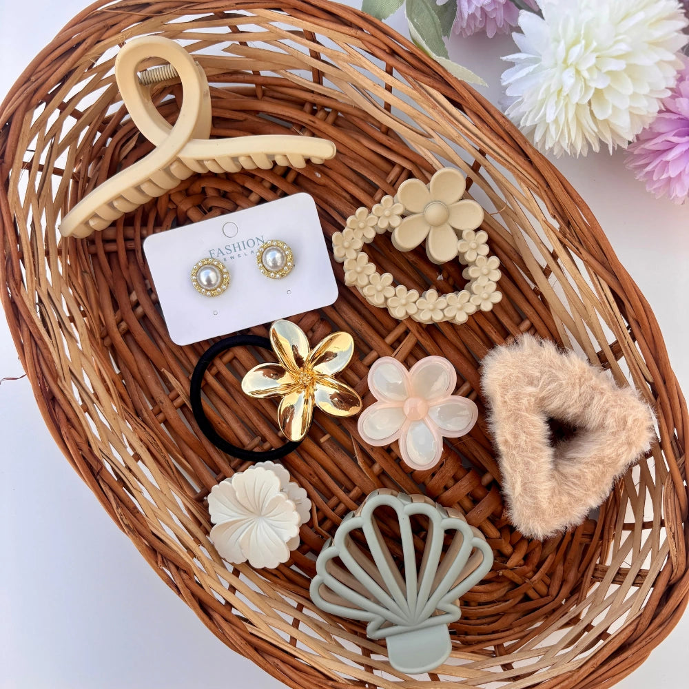 🤍 Ivory Elegance Hair Accessory Hamper 🤍