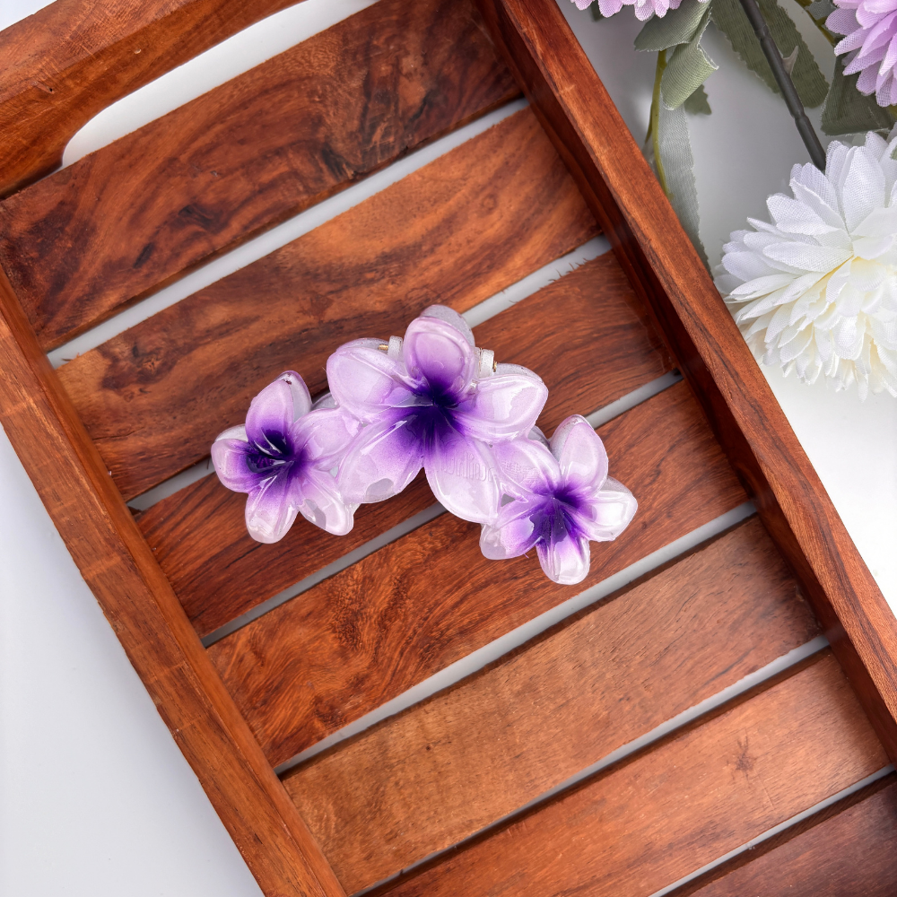 Shinny Triple Flower Hair Claw - Medium