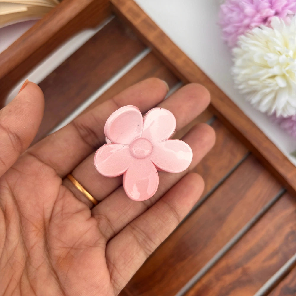 Petal Grip Small Hair Claw