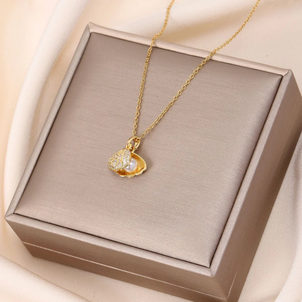 Shell with Pearl Necklace