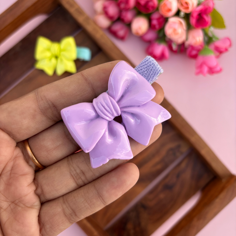Pigtail Bow Alligator Clip
