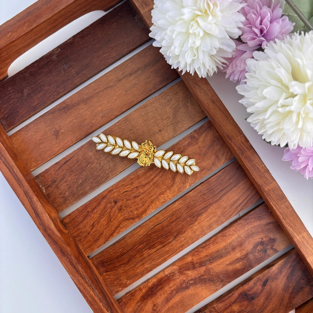 Radha Krishna Divine Center Clip - White