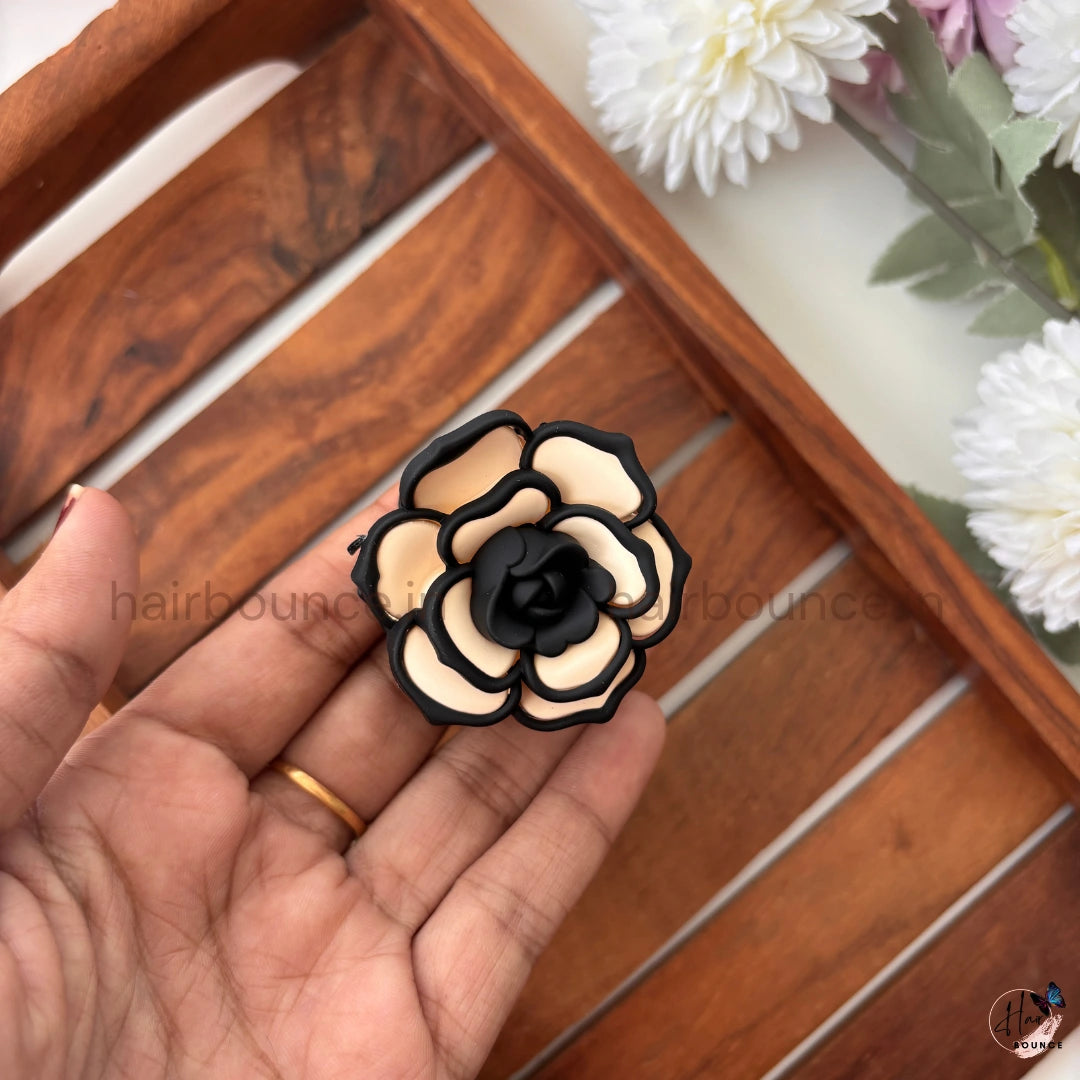 Elegant Bloom Rose Hair Claw – Medium