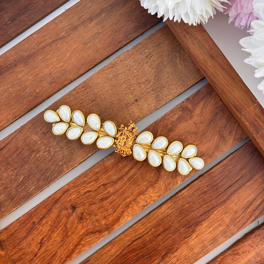 Radha Krishna Divine Leaf Kundan Clip