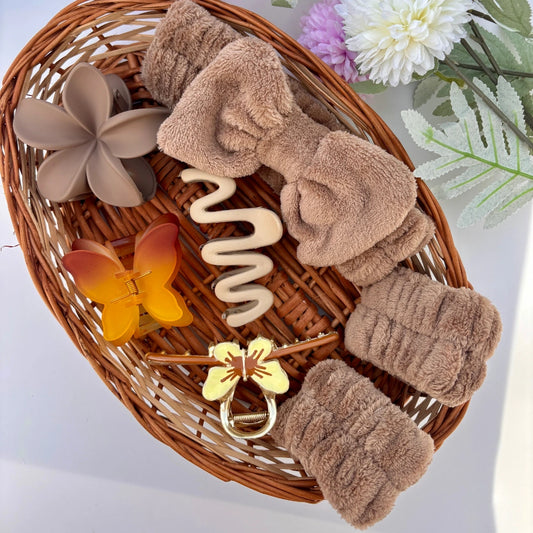 🌸 Golden Glow Hair Hamper