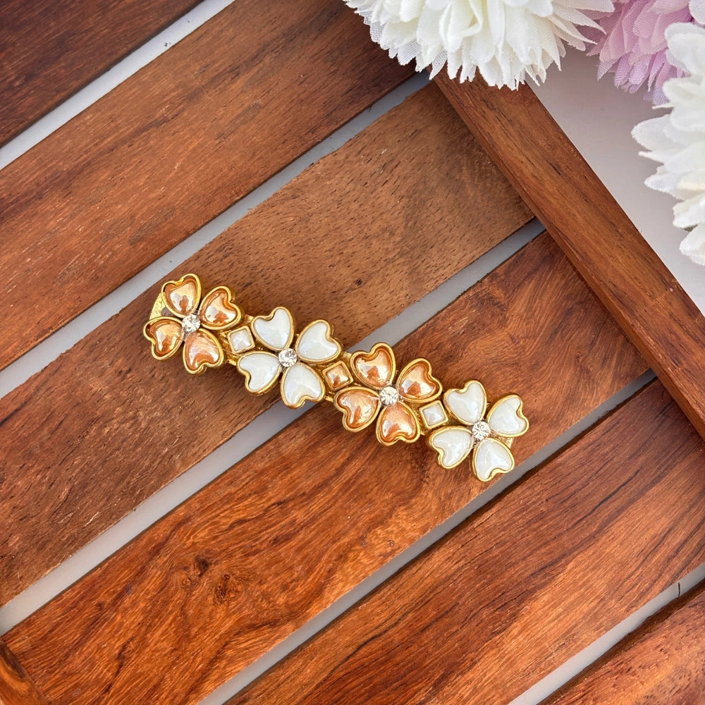 Golden Glow Heart Petal Clip