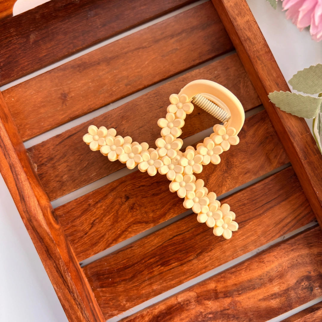 Loop Flower Hair Claw - Large