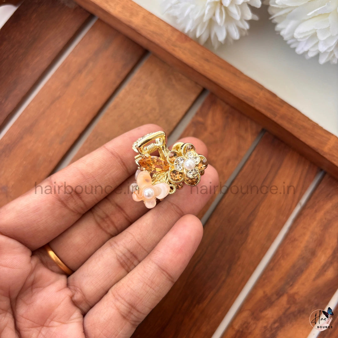 Crystal Pearl Garden Hair Claw – Small