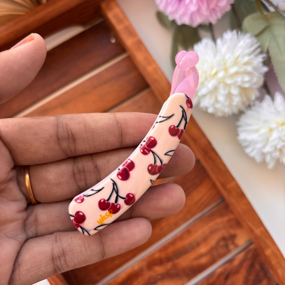 Fruits Printed Banana Clip - Medium