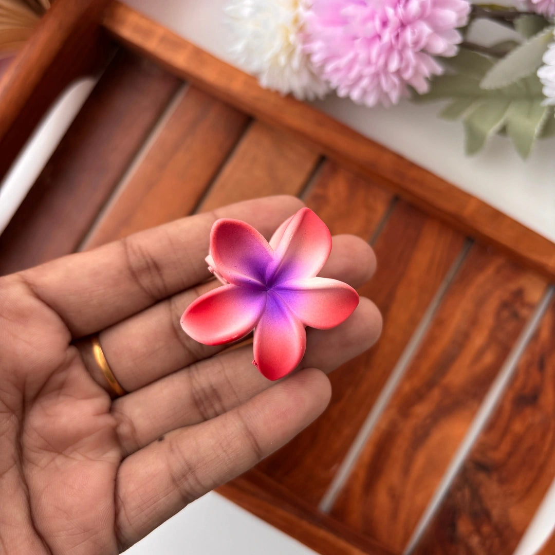 Dual Shade Lilly Flower Hair Claw – Small