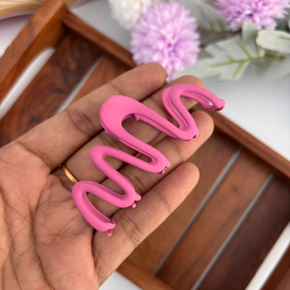 Colourful Metal Zig Zag Hair Claw - Medium