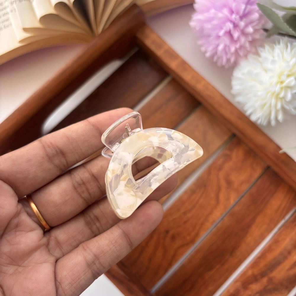 D Shape Marble Finish Hair Claw - Medium