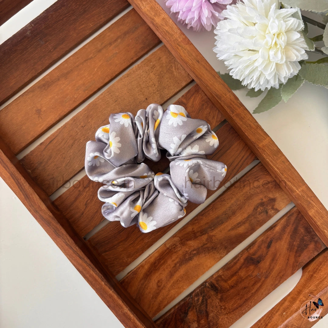 Daisy Bloom Satin Scrunchie - Regular