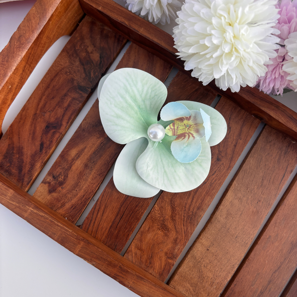 Orchid Pearl Hair Clip