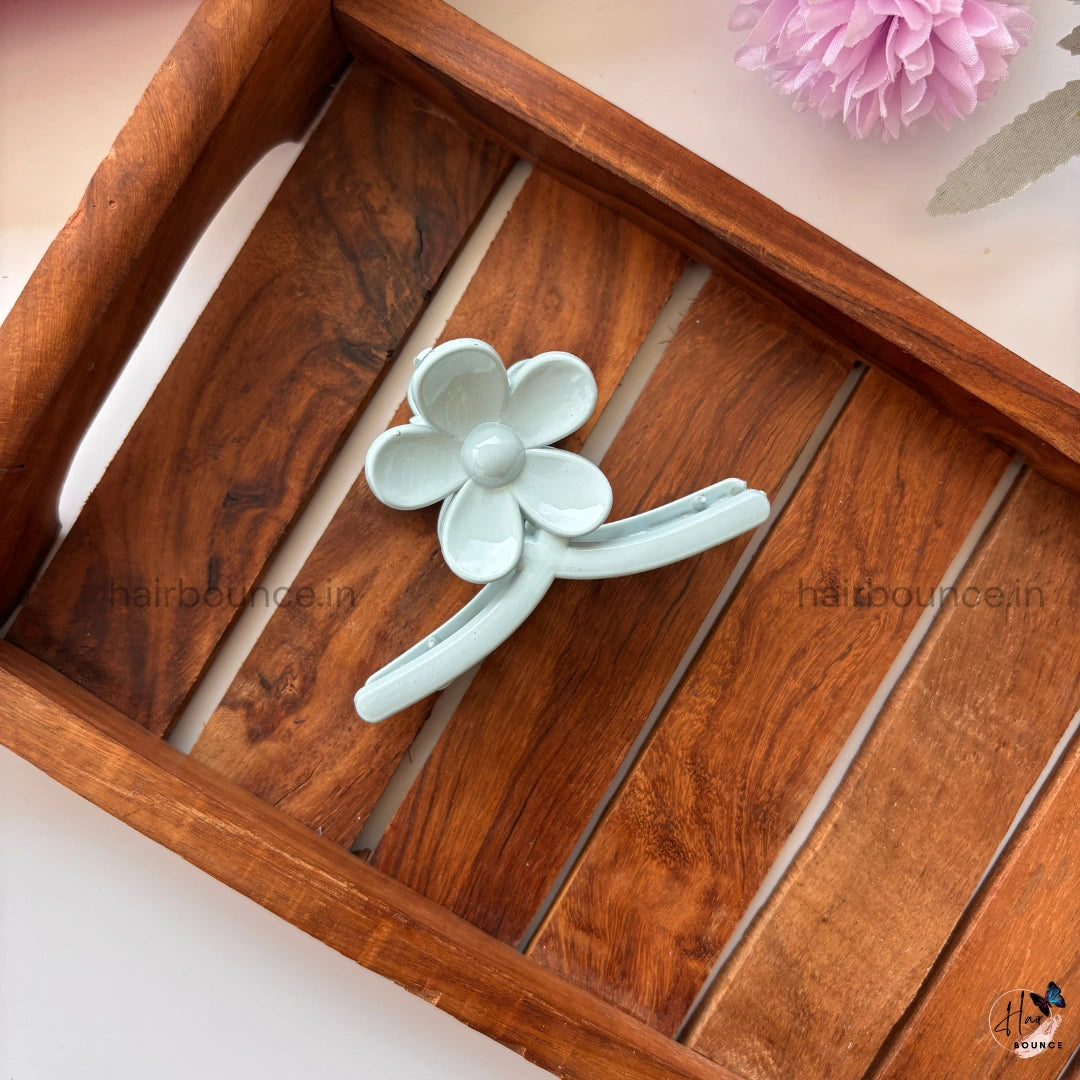 Daisy Stem Hair Claw – Medium
