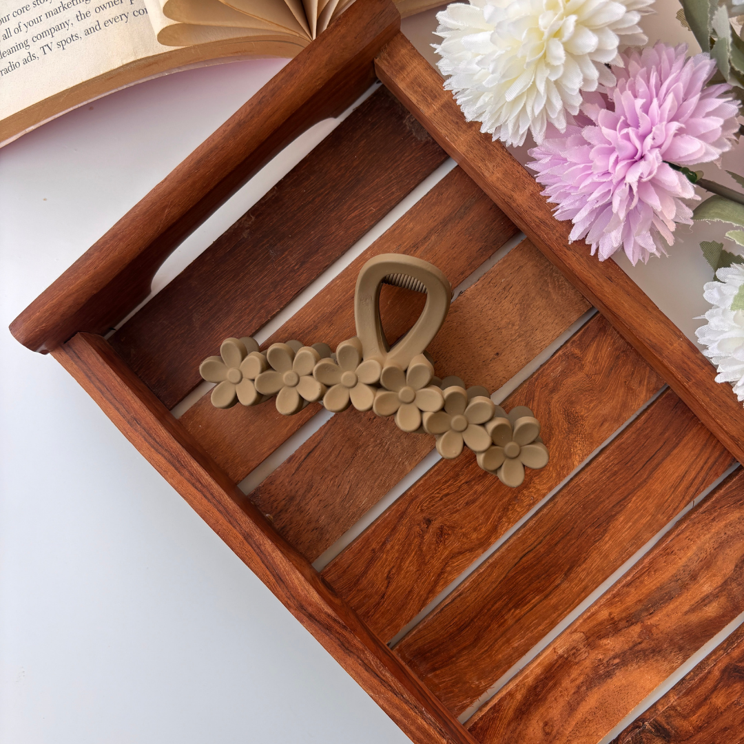 Loop Flower Hair Claw - Large