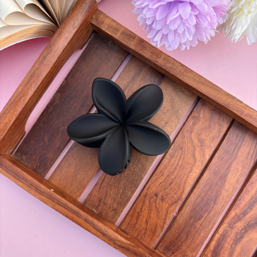 Lilly Matte Finish Hair Claw - Large