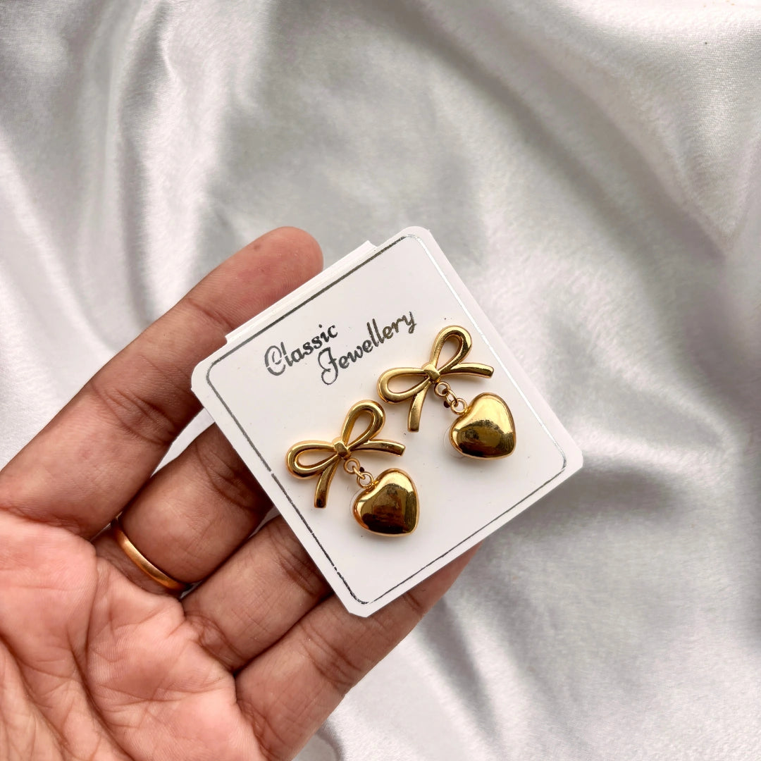 Golden Bow Heart Drops