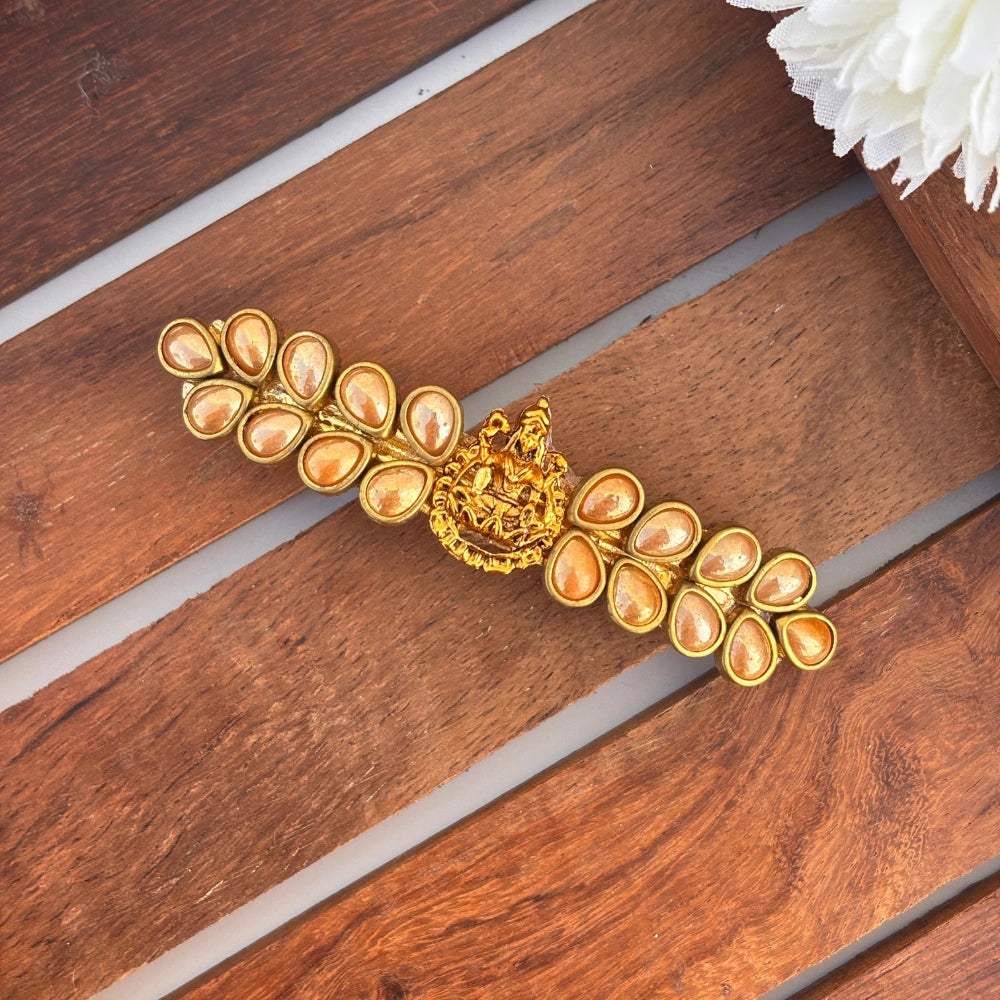 Golden Divinity Center Clip