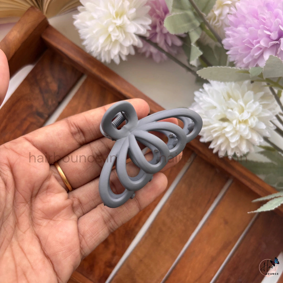 Open Wing Hair Claw – Medium