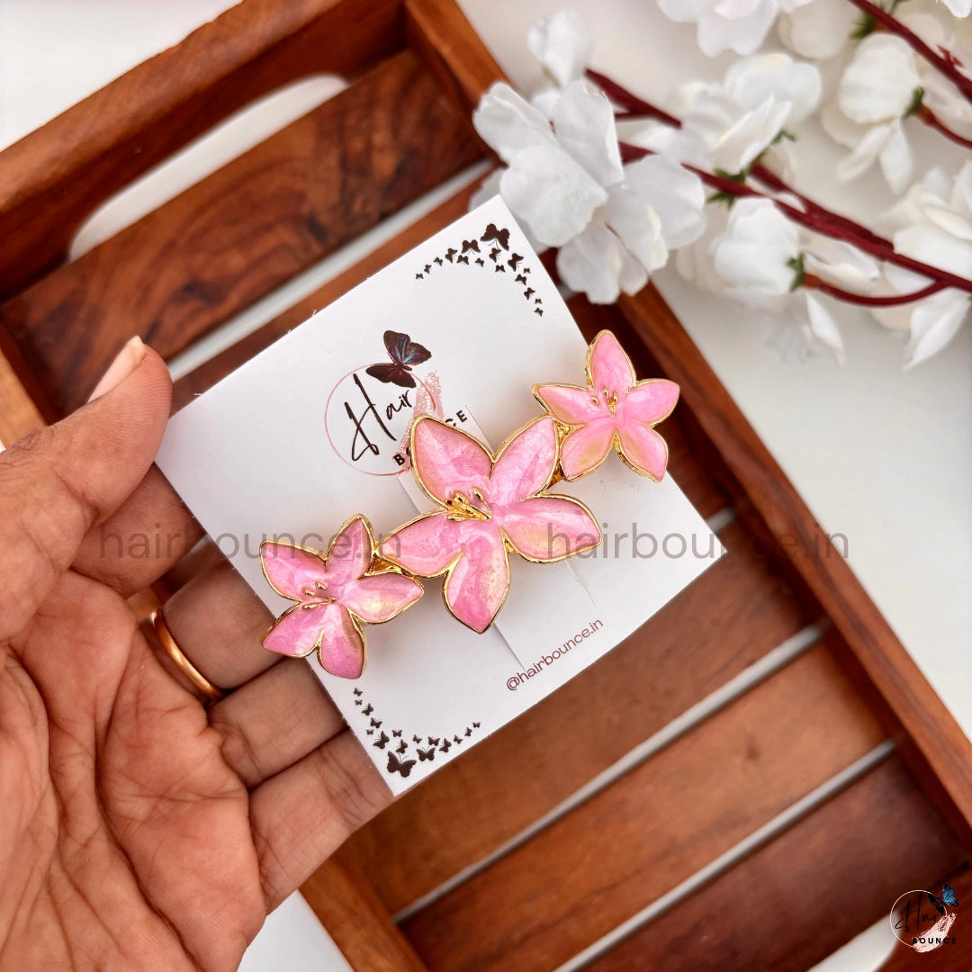 Lily Blossom Center Hair Clip – Triple Flower