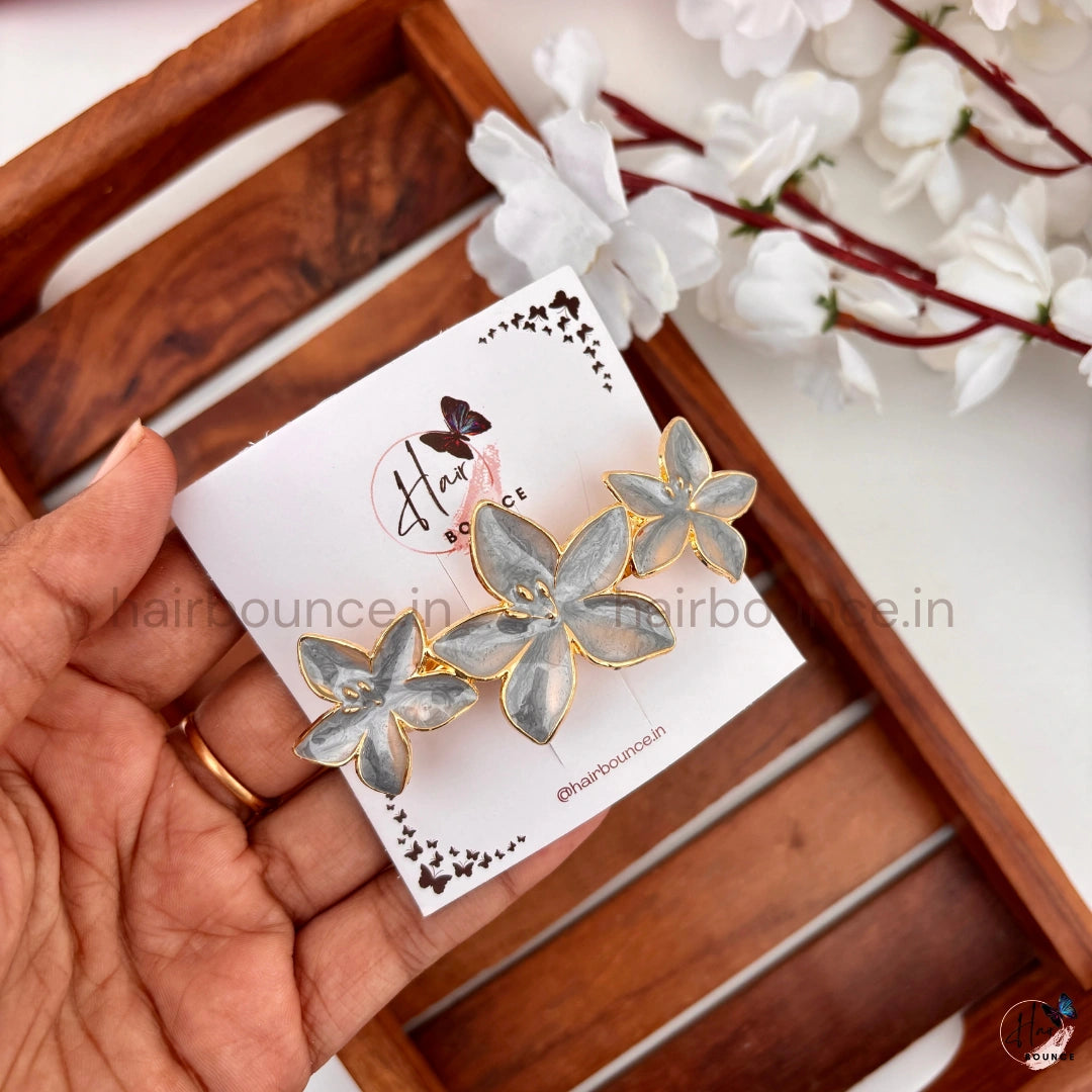 Lily Blossom Center Hair Clip – Triple Flower
