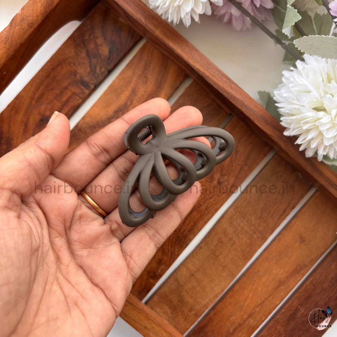Open Wing Hair Claw – Medium