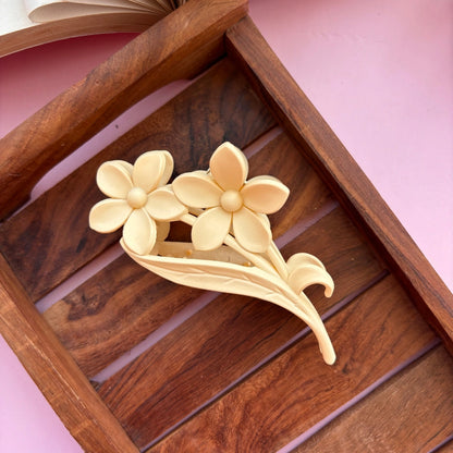 Colourful Flower with Leaf Hair Claw - Large