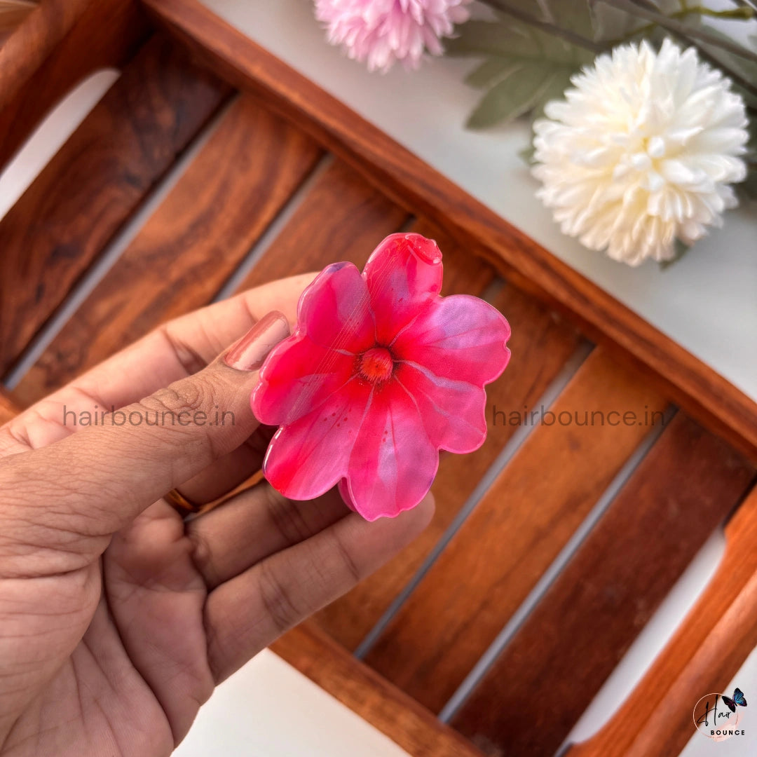 Bold Bloom Flower Hair Claw - Medium