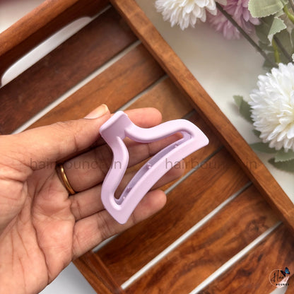 Matte Wave Arch Hair Claw – Medium