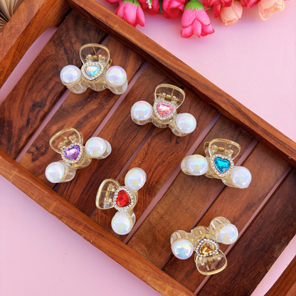 Shinny Heart Pearl Hair Claw - Medium