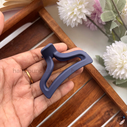 Matte Wave Arch Hair Claw – Medium