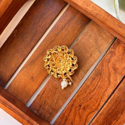 Antique Pearl Glow Hair Brooch