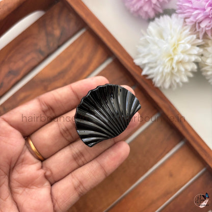 Pastel Seashell Hair Claw – Small