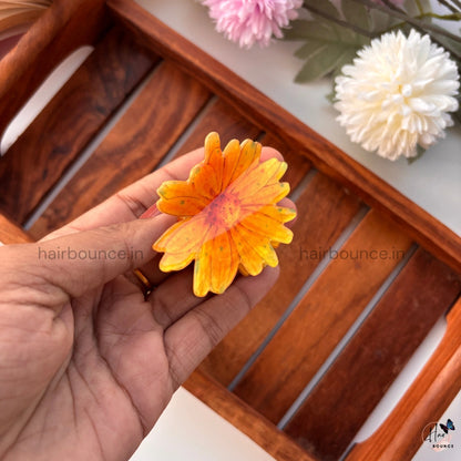 Bold Bloom Flower Hair Claw - Medium