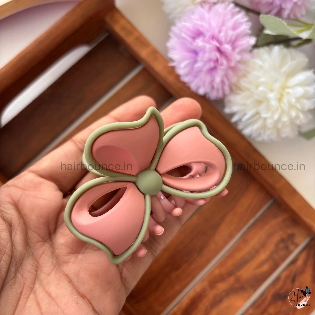 Matte Bow Hair Claw – Medium
