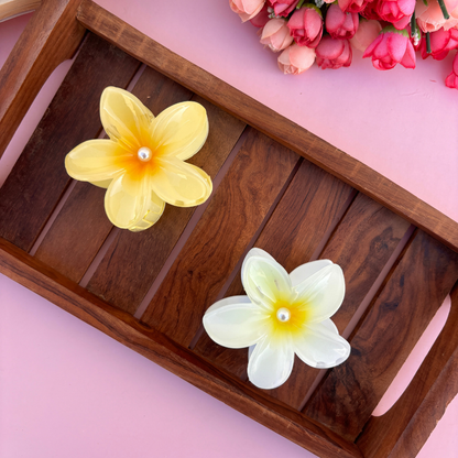 Shinny Pearl Flower Hair Claw - Large