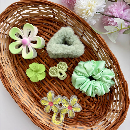 Mint Meadow Hair Hamper 💚🌼